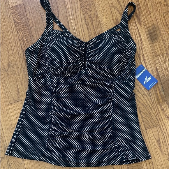 Stylish Black Polka Dot Bikini Top - Picture 1 of 4